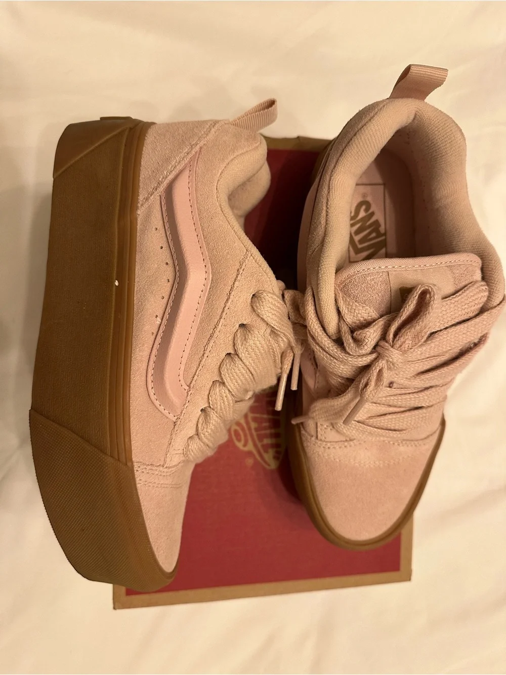 Vans low top